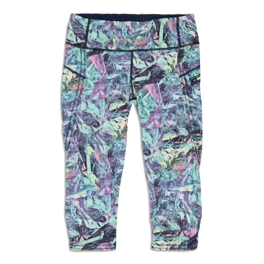 Lululemon run inspire crop II full on luxtreme iridescent multi sz 8